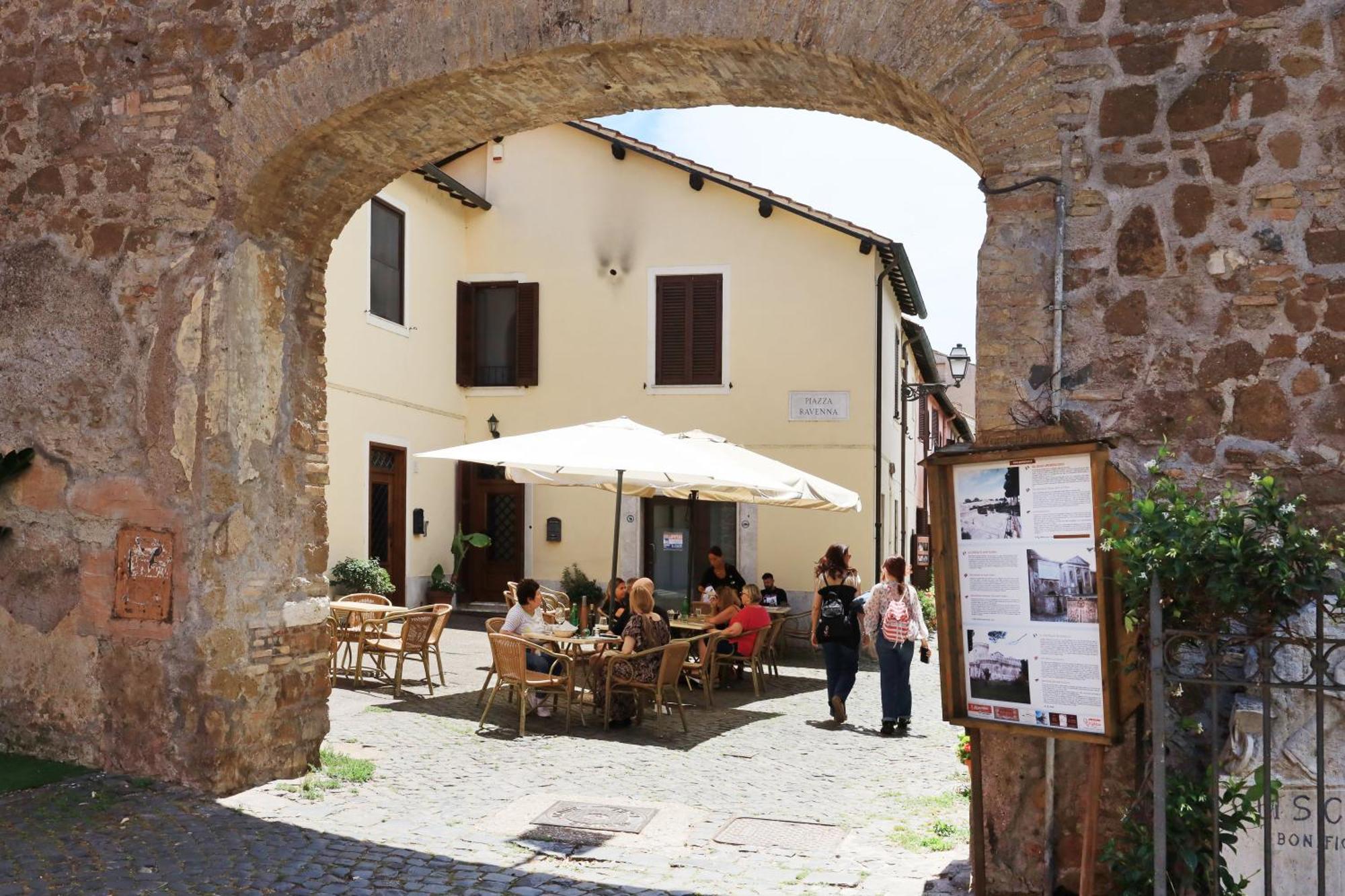 Casa Dalu A Roma Nel Cuore Di Ostia Antica Bagian luar foto